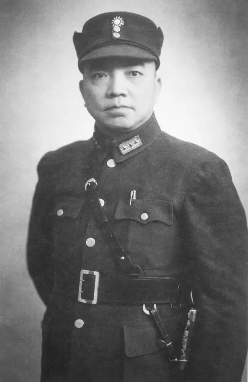 蒋介石曾言：世上只有两人能取代我，除了毛主席，另一人是谁