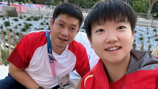 孙颖莎爆冷出局刚7天，令人恶心的一幕发生了，原来樊振东没说错
