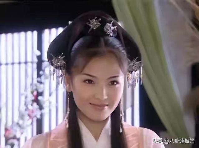 刘涛女儿漂亮到认不出！从小被严格教育，17岁芭蕾高尔夫样样精通