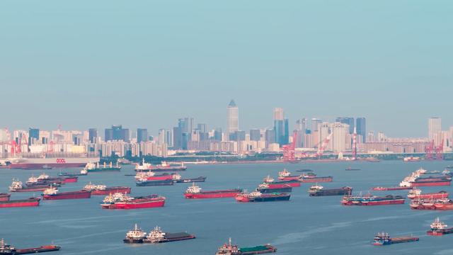 长江究竟有多宽？时速200公里的跨江高铁要开两分半