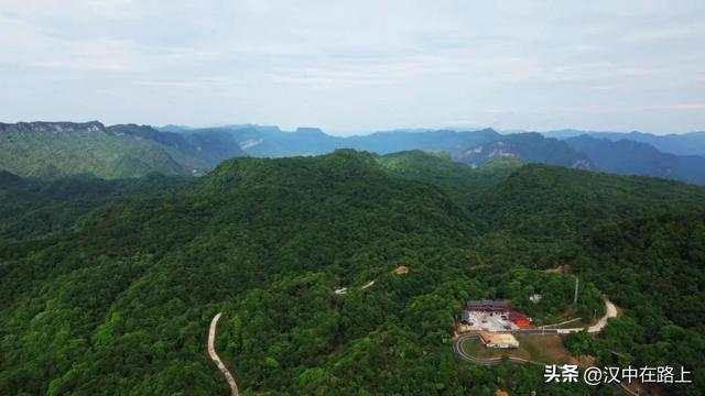 酷暑难耐？躲进宁强「山水秘境」，解锁23℃的清凉夏天~