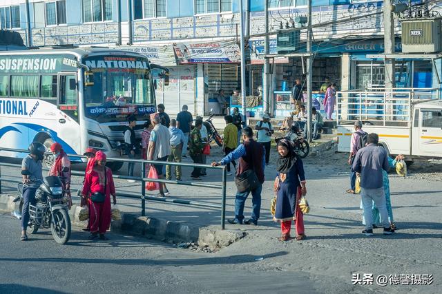 尼泊尔摄影之旅（25）——风景在路上