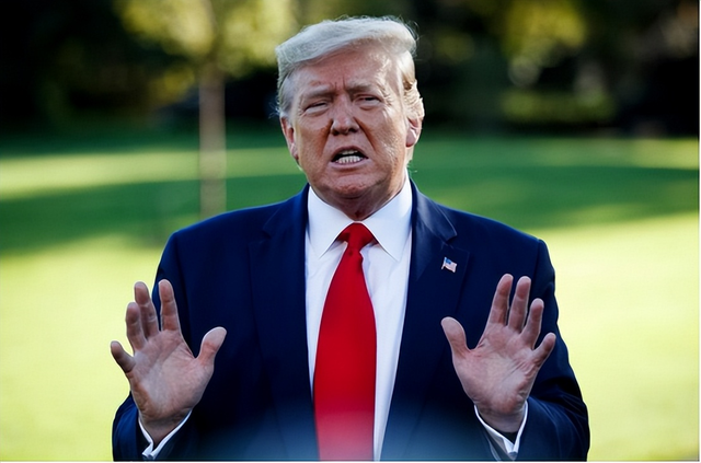 比高市早苗还强硬？日防卫大臣公开喊话中国	，9个字掀起轩然大波