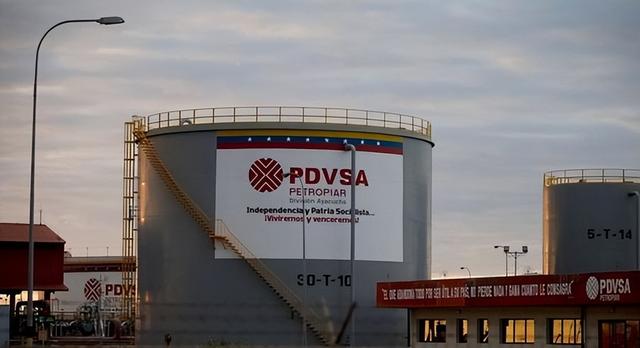 大家都被特朗普骗了 , 出兵委内瑞拉只是幌子 , 真正目标已布局8年​