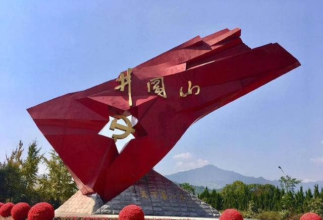周恩来晚年痛陈：南昌起义铸成大错，根源在于没搞“就地革命”