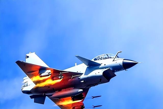英媒披露印巴空战惊人细节，霹雳-15可能单换阵风。
