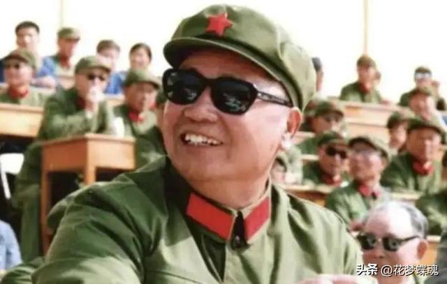张廷发作为空军原司令员，曾当众对邓公掀桌子，直言：我不干了