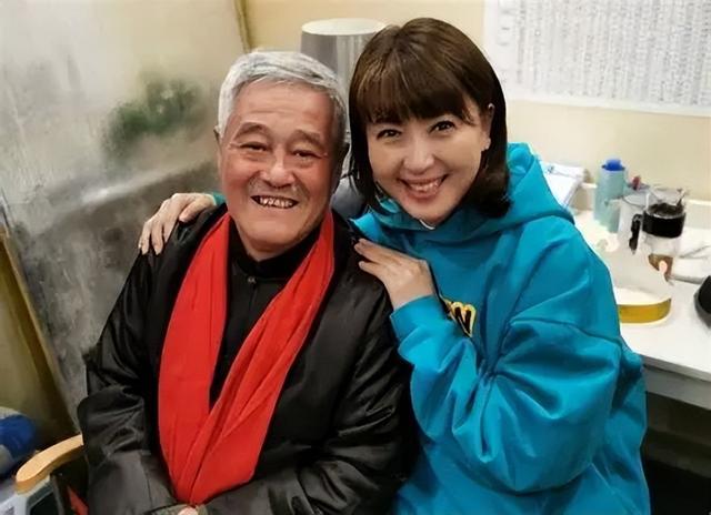 拔出萝卜带出泥！闫学晶事件发酵，越扒越有	，但该慌的不止她一人