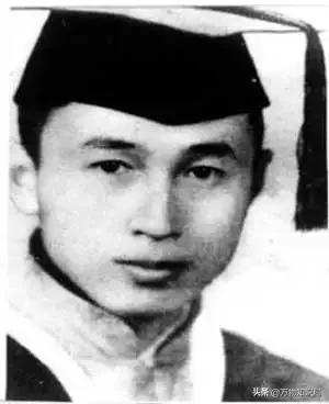 1960年，钱学森夫妇与郭永怀一家颐和园留影，两位夫人都才貌俱全