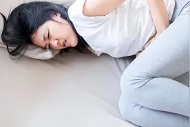 为什么女人会“宫寒”？意味着什么？4个罪魁祸首，一次性告诉你图片