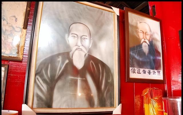 天地会逃到海外，成立了一个国家	，面积比两个日本大，至今说汉语