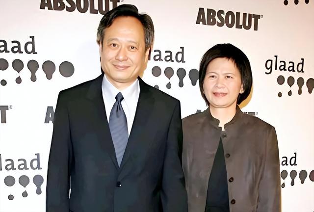 结婚10多年妻子意外发现：自己年入200万的丈夫，竟然是父母当年介绍，自己死活不要的相亲对象！