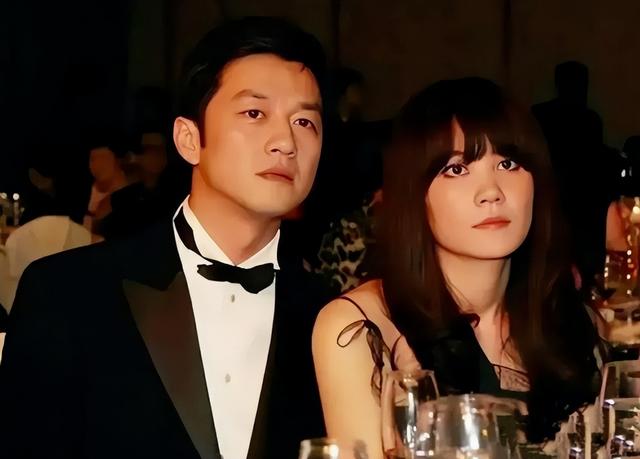 官方发文，高调官宣56岁王菲喜讯，让谢霆锋和整个娱乐圈沉默了