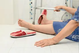 肺栓塞发作快如闪电！医生：身体若有这4种异常别犹豫，马上就诊图片