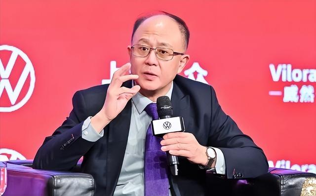 中美差距差在哪？专家：中国从14亿中选人才，而美国则是77亿