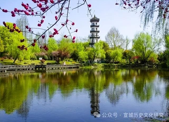 千古宛溪流到今