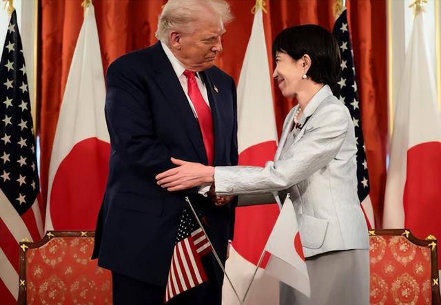 惹怒中国后	，高市早苗又放话：要收回韩国领土，韩民称中国骂轻了