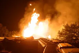 莫迪咽不下战败这口气，只安分了30个小时，印军再次挑起战火图片