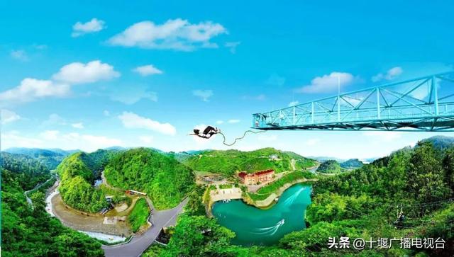 解锁超值“双节”盛宴！国庆中秋玩转武当山！白天黑夜不重样