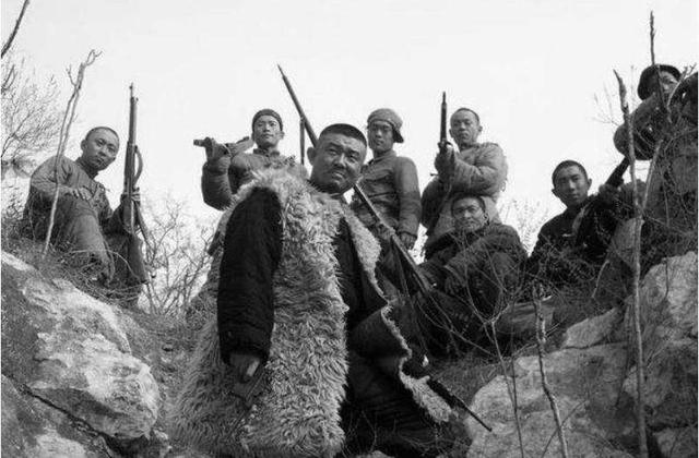云南82岁老汉服毒自杀，警方发现：他是军委找了40年的人