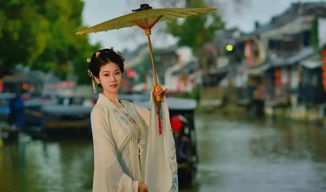 河南又一“古镇”走红，精心打造，门票免费	，游客：真没白来！