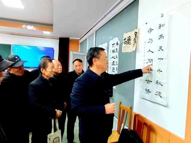 专家讲述济宁石刻 书友弘扬文化传承