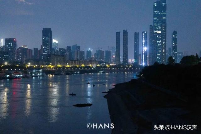 限时体验！坐绿皮火车过武汉长江大桥