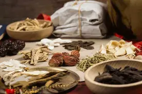 腰痛难忍找不到原因？中医荐方：补髓丹四味药，补肾强筋图片