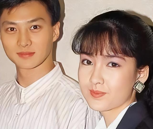 被戴8次绿帽子，后又捉奸在床，这就是我们“玉女”守卫的爱情？