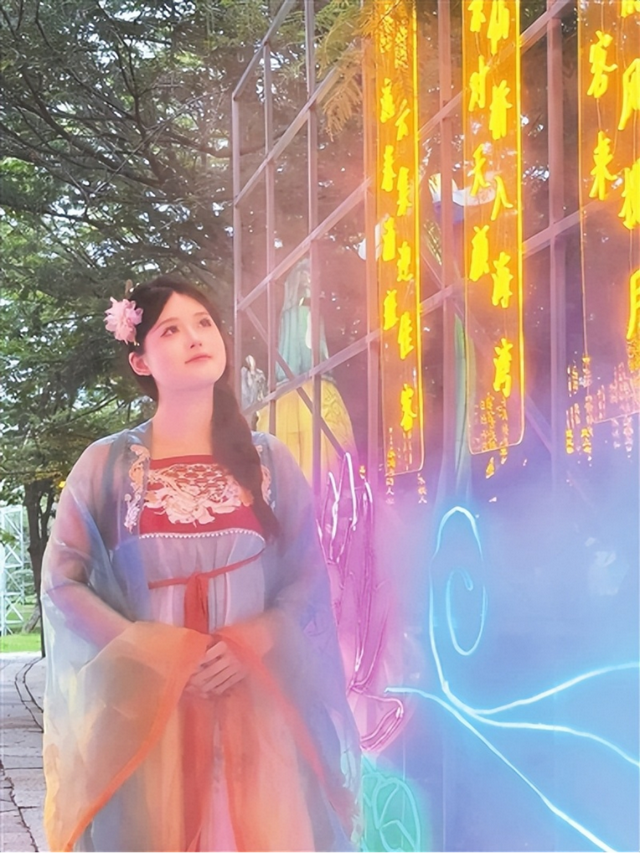 不一样的灯会邀你来打卡 幻境游园会送你一场敢在白天打开的“光影诗境”