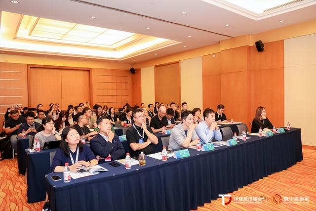 北京比利信息亮相2025环球旅讯峰会，斩获DTA数字旅游奖