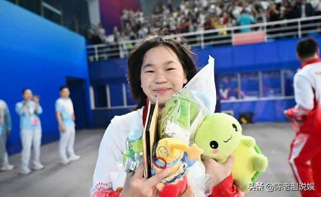 一场比赛结束后，全红婵和陈芋汐状态截然不同，幸不幸福一目了然