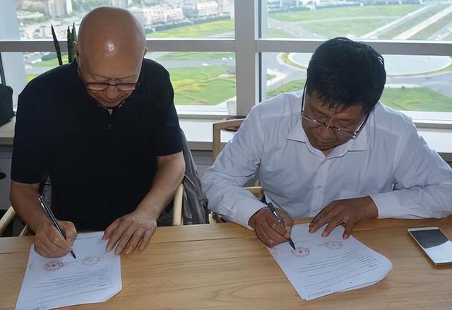 9月1日起强制缴纳社保？人民日报紧急辟谣，原来大家都理解错了！