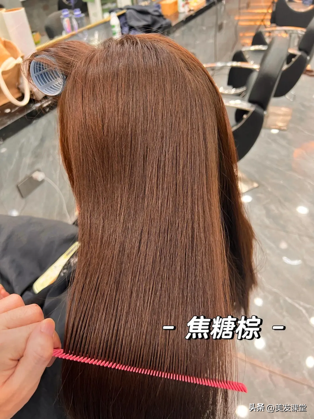 2025超火显白发色，超级吸睛,高级感十足，既温柔又甜美