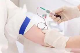 55岁后，雌性激素依然旺盛的女性，患这2种癌风险超70%？答案来了图片