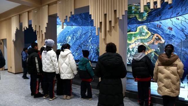 额尔古纳国家级自然保护区科普宣教馆投入试运营