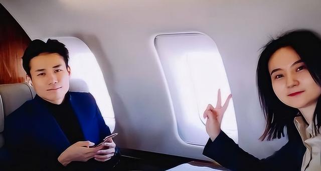 5年前，靠倒卖口罩一年赚60亿元，住5万一夜酒店的他	，如今咋样了