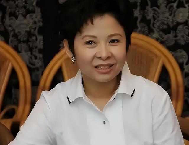 董文华不再沉默，揭露了曾经被“封杀”的原因，原来我们错怪了她