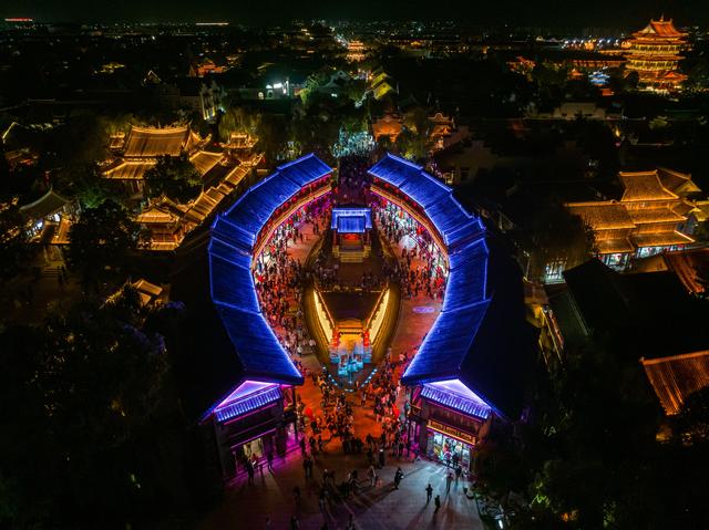来台儿庄古城千万别错过这场光影盛宴✨