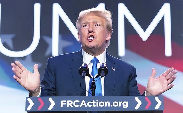 美大使馆通告中国，不准喷射水炮	，南海进入混合战，6颗钉子要除