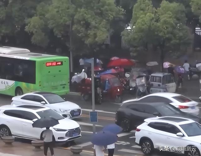 消息：本轮降雨中心已确定，主要分布如下地区，18～19天气如下