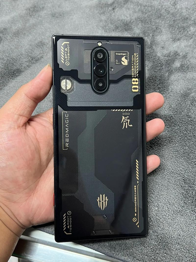 骁龙 8 Elite 凭什么让红魔 10 Pro + 称霸游戏圈？答案来了​