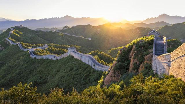 西安没想到，开封没想到，如今的中国承德，已成为全国焦点。