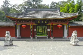 三国遗迹（1）武侯墓图片