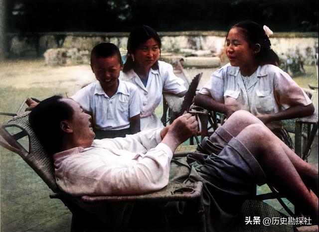 这是毛主席父亲的真实容貌，都看看吧，这可不是演员扮演的！