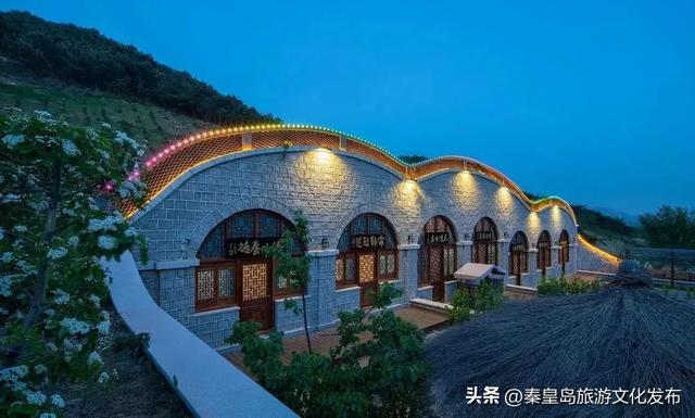 夏日特辑|体验葡萄架下的甜蜜慢生活,秦皇岛葡园采摘与红酒品鉴两日游线路!