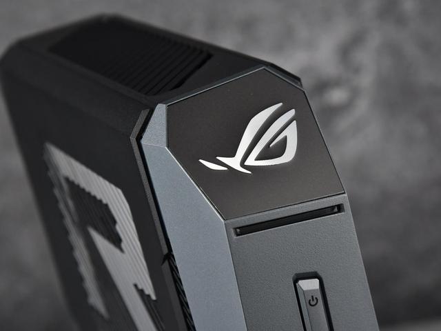 把X3D处理器塞进迷你主机是种什么体验？ROG魔霸9 MINI评测
