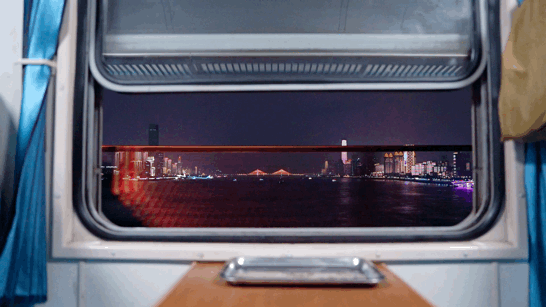 限时体验！坐绿皮火车过武汉长江大桥