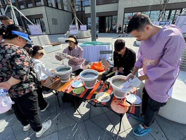 肆季南河飘书香 童话阅游绘金秋——2025长春文旅金秋童话阅游荟点亮亲子时光