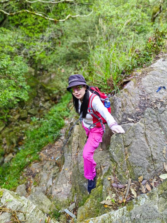 龙岩黄连盂徒步登山